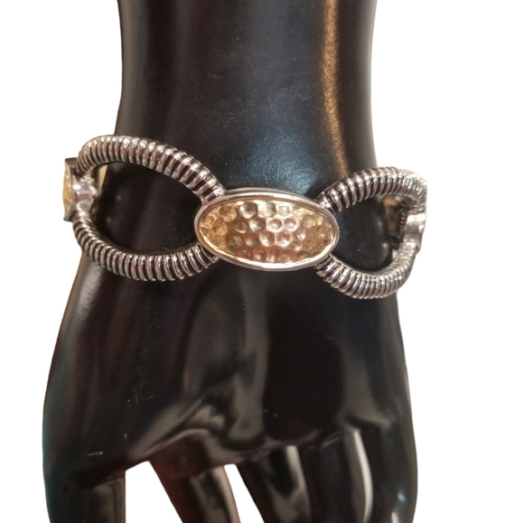 SILVER & GOLDTONE DESIGNER INSPIRED CLAMPER BRACELET - Picture 4 of 7